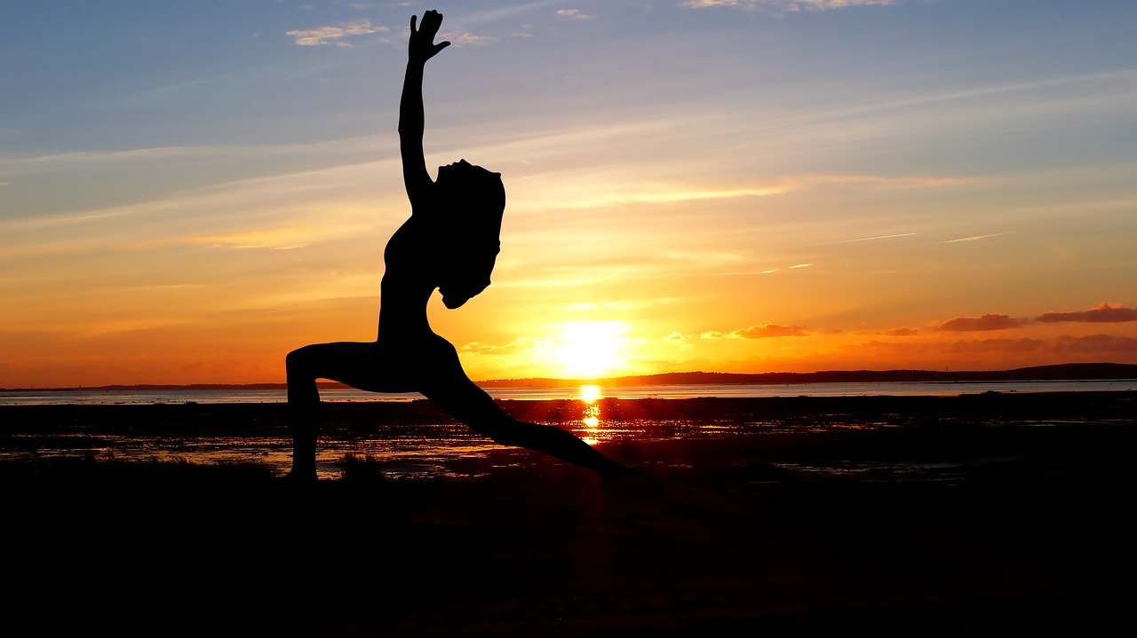 sunset, yoga, ocean-3944688.jpg