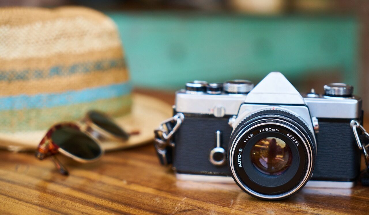 old, camera, lens-2237947.jpg
